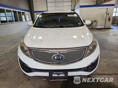 Piąte zdjęcie samochodu w środku: 2014 KIA SPORTAGE LX VIN:KNDPB3AC0E7631025 - miniatura
