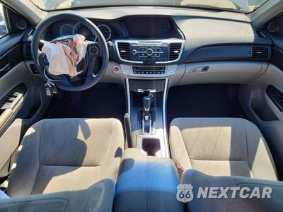 Zdjęcie 8 z 13 samochodu: 2013 HONDA ACCORD EX VIN:1HGCR2F75DA278543 - miniatura
