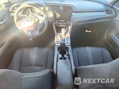 Zdjęcie 8 z 12 samochodu: 2018 HONDA CIVIC EX VIN:2HGFC2F75JH580894 - miniatura