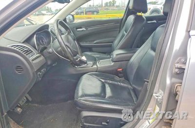 Zdjęcie 7 z 12 samochodu: 2016 CHRYSLER 300 LIMITED VIN:2C3CCARG7GH198533 - miniatura