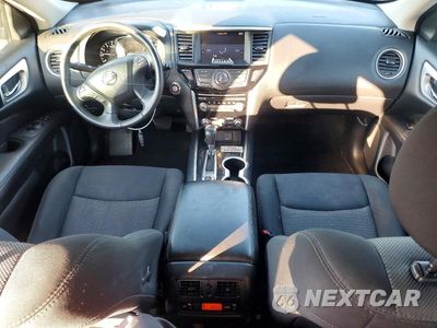 Zdjęcie 8 z 14 samochodu: 2018 NISSAN PATHFINDER SV VIN:5N1DR2MMXJC665659 - miniatura