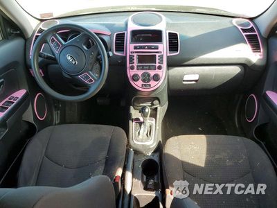 Zdjęcie 8 z 13 samochodu: 2013 KIA SOUL BASE VIN:KNDJT2A5XD7559540 - miniatura
