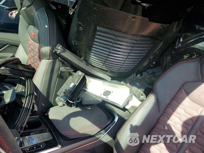 Zdjęcie 13 z 14 samochodu: 2025 AUDI RS Q8 VIN:WU1ARBF11SD034971 - miniatura