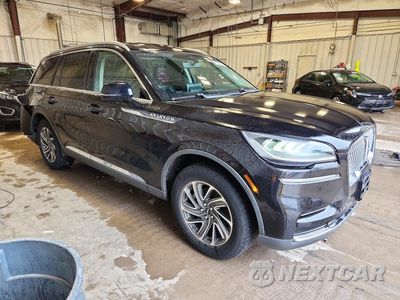 Czwarte zdjęcie samochodu z boku: 2020 LINCOLN AVIATOR VIN:5LM5J6XC9LGL25126 - miniatura
