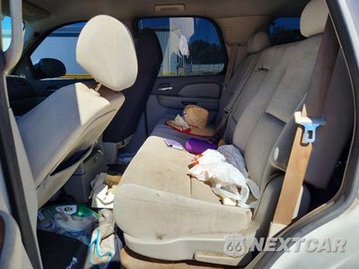 Zdjęcie 10 z 12 samochodu: 2008 GMC YUKON VIN:1GKFC13CX8R231156 - miniatura