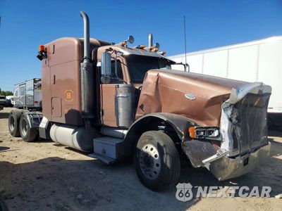Czwarte zdjęcie samochodu z boku: 2007 PETERBILT 379 SEMI TRUCK VIN:1XP5DB9X87N671224 - miniatura