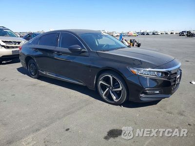 Czwarte zdjęcie samochodu z boku: 2018 HONDA ACCORD EX VIN:1HGCV1F4XJA013575 - miniatura