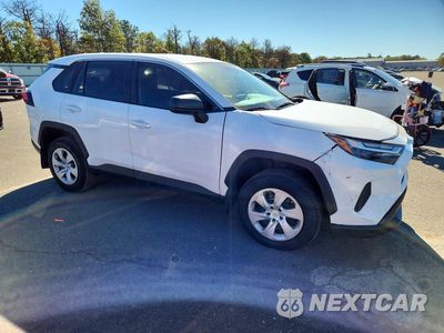 Czwarte zdjęcie samochodu z boku: 2023 TOYOTA RAV4 LE VIN:2T3F1RFV6PC385618 - miniatura
