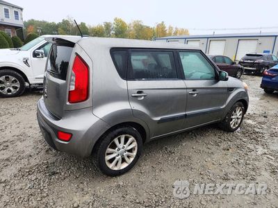 Trzecie zdjęcie samochodu z tyłu: 2013 KIA SOUL + VIN:KNDJT2A66D7488510 - miniatura