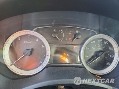 Zdjęcie 9 z 12 samochodu: 2014 NISSAN SENTRA SR VIN:3N1AB7AP9EL646671 - miniatura