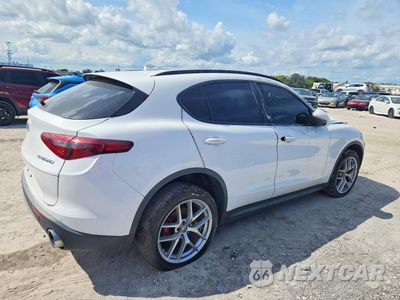 Trzecie zdjęcie samochodu z tyłu: 2019 ALFA ROMEO STELVIO TI VIN:ZASPAKBN3K7C44839 - miniatura