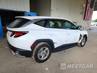 Trzecie zdjęcie samochodu z tyłu: 2025 HYUNDAI TUCSON SE VIN:5NMJA3DE5SH588554 - miniatura