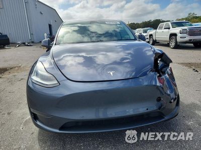 Piąte zdjęcie samochodu w środku: 2022 TESLA MODEL Y VIN:7SAYGDEF6NF379214 - miniatura