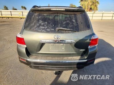 Zdjęcie 6 z 13 samochodu: 2013 TOYOTA HIGHLANDER PLUS VIN:5TDBK3EH8DS210478 - miniatura