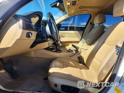 Zdjęcie 7 z 13 samochodu: 2009 BMW 335 XI VIN:WBAPL33569A404147 - miniatura