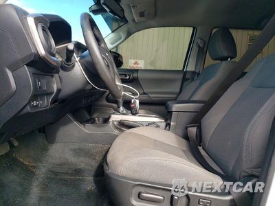 Zdjęcie 7 z 13 samochodu: 2023 TOYOTA TACOMA SR5 V6 VIN:3TMAZ5CN6PM216313 - miniatura