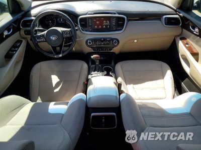 Zdjęcie 8 z 14 samochodu: 2017 KIA SORENTO LX VIN:5XYPG4A35HG247417 - miniatura