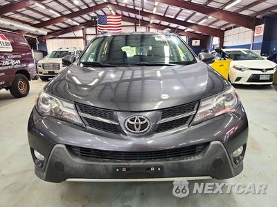 Piąte zdjęcie samochodu w środku: 2013 TOYOTA RAV4 XLE VIN:JTMRFREV8DD014127 - miniatura