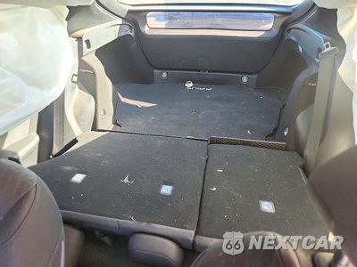 Zdjęcie 10 z 13 samochodu: 2017 TOYOTA PRIUS TWO ECO VIN:JTDKARFU6H3030621 - miniatura