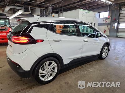 Trzecie zdjęcie samochodu z tyłu: 2023 CHEVROLET BOLT EV 1LT VIN:1G1FW6S07P4183983 - miniatura
