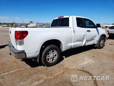 Trzecie zdjęcie samochodu z tyłu: 2013 TOYOTA TUNDRA DOUBLE CAB SR5 VIN:5TFRM5F11DX057636 - miniatura