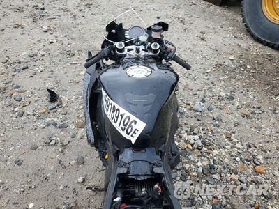 Zdjęcie 6 z 9 samochodu: 2008 HONDA CBR1000 RR VIN:JH2SC59048M006301 - miniatura