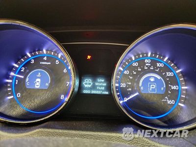 Zdjęcie 9 z 13 samochodu: 2011 HYUNDAI SONATA LIMITED VIN:5NPEC4ACXBH132931 - miniatura