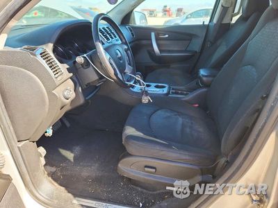 Zdjęcie 7 z 12 samochodu: 2010 GMC ACADIA SLE VIN:1GKLVLED9AJ105020 - miniatura