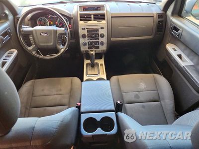 Zdjęcie 8 z 13 samochodu: 2010 FORD ESCAPE XLT VIN:1FMCU9DG2AKD17499 - miniatura