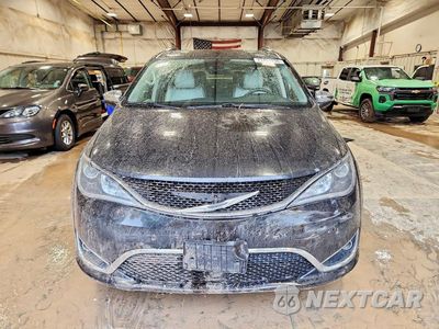 Piąte zdjęcie samochodu w środku: 2017 CHRYSLER PACIFICA LIMITED VIN:2C4RC1GG4HR810725 - miniatura