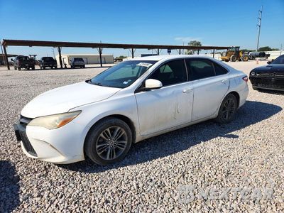 2015 TOYOTA CAMRY SE 4T1BF1FK6FU039419 - główne zdjęcie licytacji z USA - miniatura