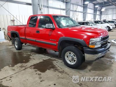 Czwarte zdjęcie samochodu z boku: 2002 CHEVROLET SILVERADO K2500 HEAVY DUTY VIN:1GCHK29U32E134618 - miniatura