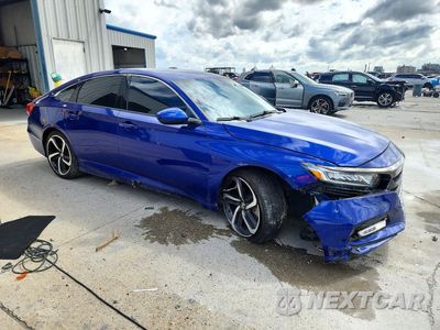 Czwarte zdjęcie samochodu z boku: 2019 HONDA ACCORD SPORT VIN:1HGCV1F3XKA045967 - miniatura