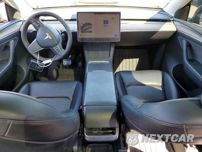 Zdjęcie 8 z 13 samochodu: 2023 TESLA MODEL Y VIN:7SAYGAEE8PF743044 - miniatura