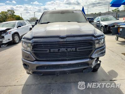 Piąte zdjęcie samochodu w środku: 2020 RAM 1500 BIG HORN/LONE STAR VIN:1C6SRFFT9LN313355 - miniatura