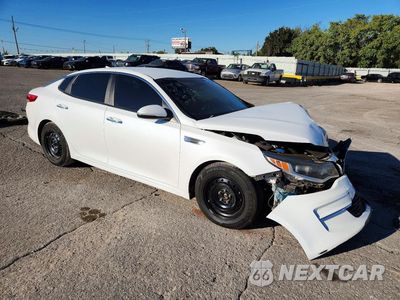 Czwarte zdjęcie samochodu z boku: 2018 KIA OPTIMA LX VIN:5XXGT4L38JG211630 - miniatura