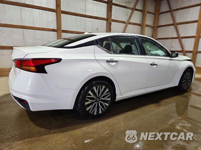 Trzecie zdjęcie samochodu z tyłu: 2025 NISSAN ALTIMA SV VIN:1N4BL4DV1SN376103 - miniatura