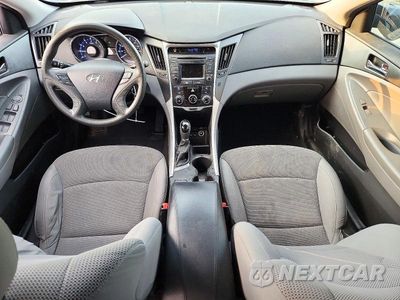 Zdjęcie 8 z 12 samochodu: 2014 HYUNDAI SONATA GLS VIN:5NPEB4AC8EH836777 - miniatura