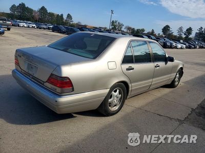 Trzecie zdjęcie samochodu z tyłu: 1997 MERCEDES-BENZ S 420 VIN:WDBGA43G4VA352073 - miniatura