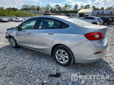 Drugie zdjęcie samochodu z przodu: 2019 CHEVROLET CRUZE LS VIN:1G1BC5SM8K7112612 - miniatura