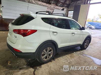 Trzecie zdjęcie samochodu z tyłu: 2016 HYUNDAI SANTA FE SPORT 2.4L VIN:5XYZUDLBXGG310290 - miniatura