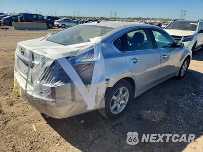 Trzecie zdjęcie samochodu z tyłu: 2015 NISSAN ALTIMA 2.5 S VIN:1N4AL3AP7FN380500 - miniatura