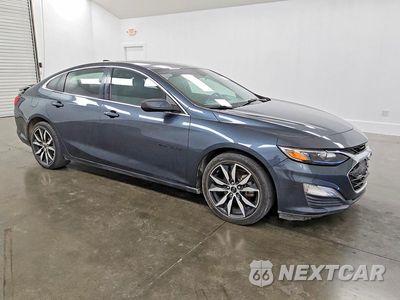 Czwarte zdjęcie samochodu z boku: 2020 CHEVROLET MALIBU RS VIN:1G1ZG5ST0LF043383 - miniatura