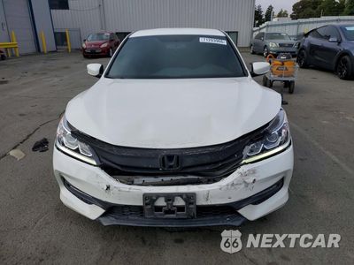 Piąte zdjęcie samochodu w środku: 2017 HONDA ACCORD SPORT VIN:1HGCR2F54HA192838 - miniatura