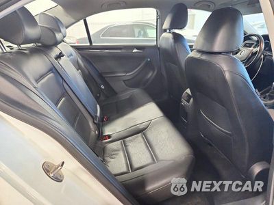 Zdjęcie 10 z 12 samochodu: 2016 VOLKSWAGEN JETTA SEL VIN:3VWL17AJ8GM226768 - miniatura