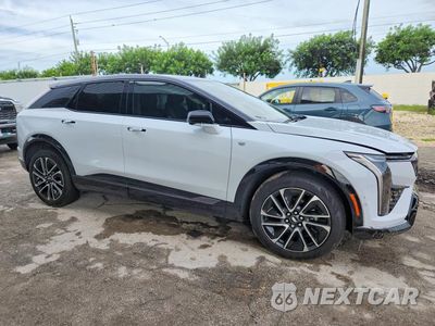 Czwarte zdjęcie samochodu z boku: 2026 CADILLAC OPTIQ SPORT VIN:3GYK3EM59TS172117 - miniatura