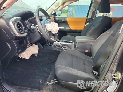 Zdjęcie 7 z 13 samochodu: 2017 TOYOTA TACOMA SR5 V6 VIN:5TFAZ5CN8HX043650 - miniatura