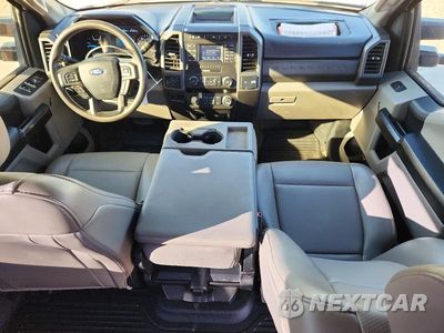 Zdjęcie 8 z 14 samochodu: 2019 FORD F350 SUPER DUTY VIN:1FT8W3BT3KEG71050 - miniatura