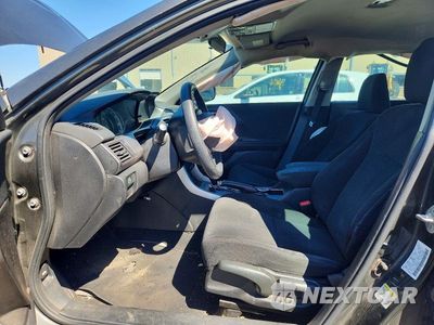 Zdjęcie 7 z 12 samochodu: 2013 HONDA ACCORD LX VIN:1HGCR2F33DA233453 - miniatura