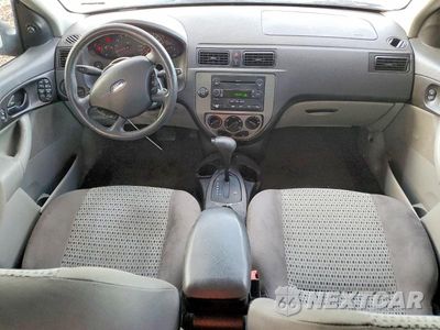 Zdjęcie 8 z 13 samochodu: 2007 FORD FOCUS ZX4 VIN:1FAHP34N67W207155 - miniatura